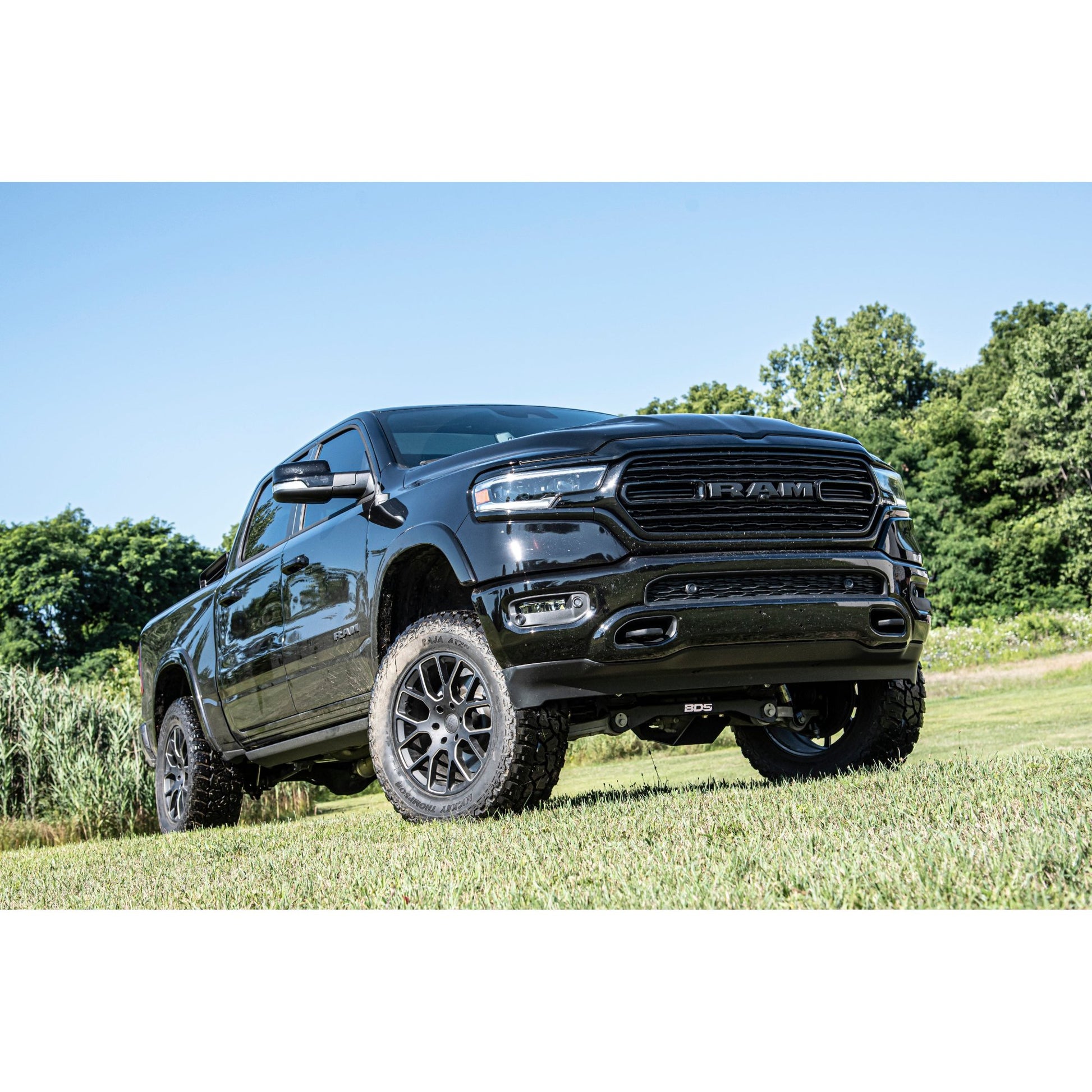4" Lift Kit, Air Ride with Rear Fox 2.0" Shocks, Standard Bore