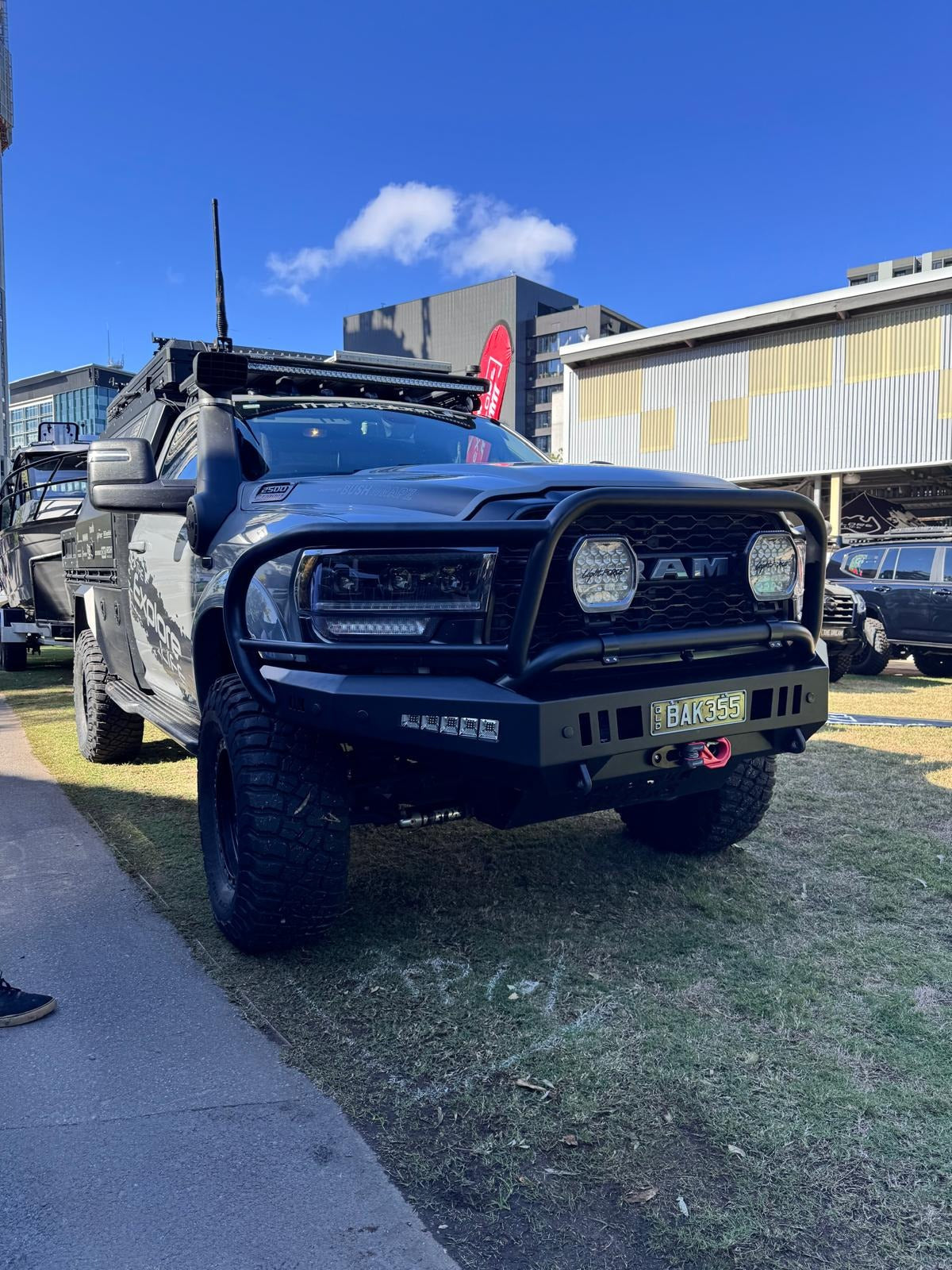 Full Guard Bar, Satin Black