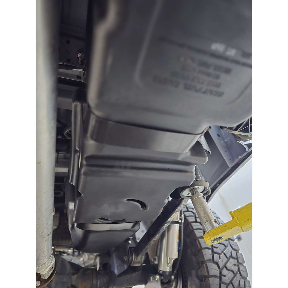 Long Range Fuel Tank, 197L, Crew Cab, 6'4 Tub