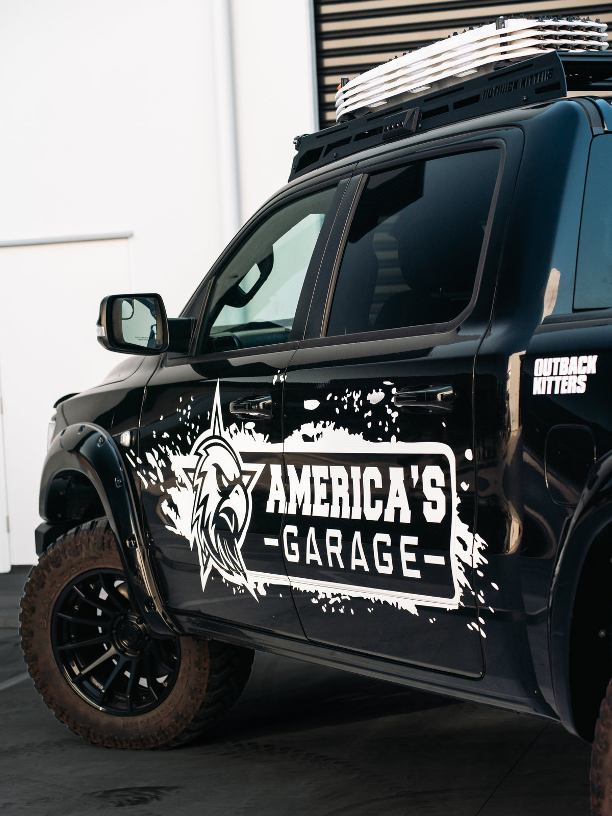ADVENTURE RAIL ROOF RACKS