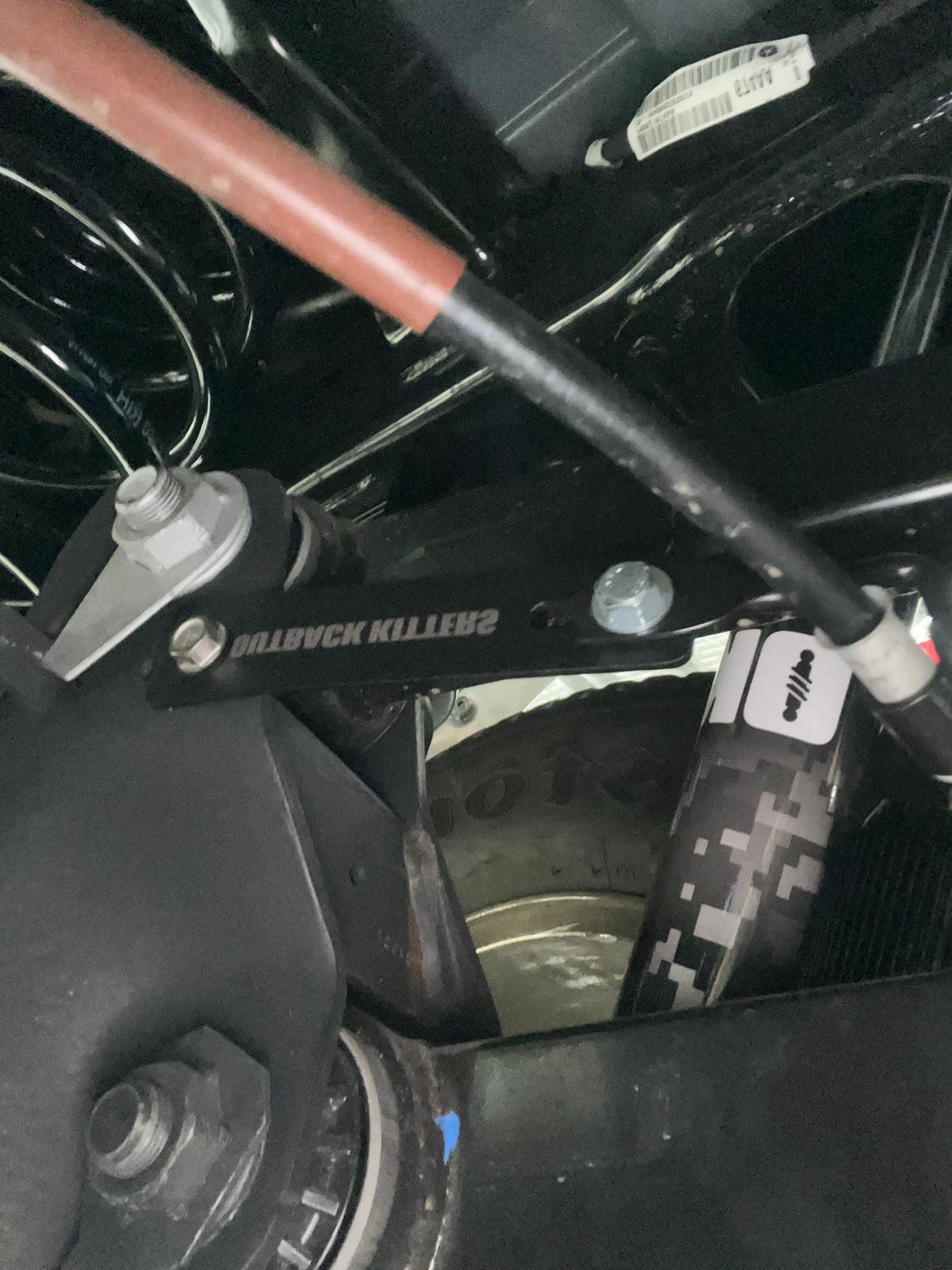 Brake Line Mounting Bracket Kit for Remote Res Shocks